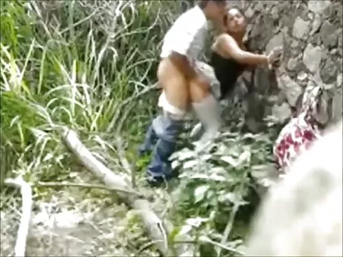 مشهد التقبيل مع Gia  ...