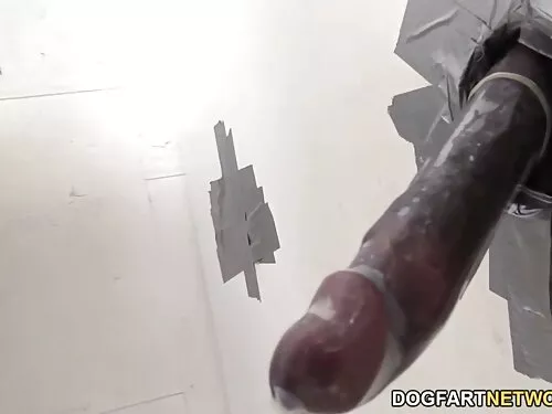في السرير الإباحية ا ...