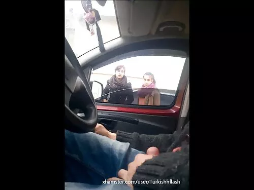 فيديو Legs On Should ...